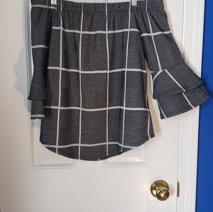 Off the Shoulder Envy